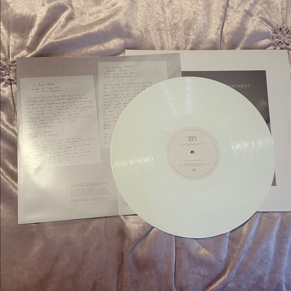 The Tortured Poets Department: The Manuscript White Disc Vinyl - Picture 4 of 6